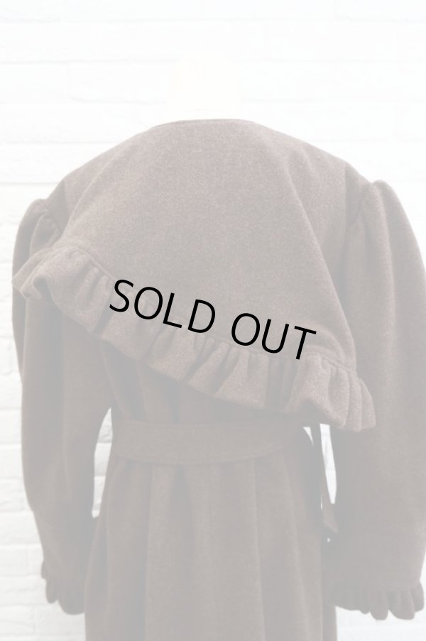 画像3: DECO depuis 1985 (デコ ドゥピュイイチキューハチゴー) assymetry frill coat brown (3)