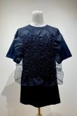 画像2: YuumiARIA EMBROIDERY FRILL T-SHIRTS black (2)