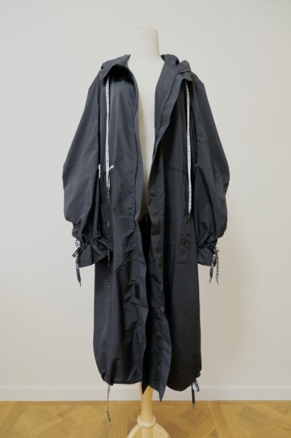 画像1: HENRIK VIBSKOV LONG DELIVERY ANORAK black (1)