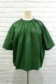 画像1: KLOKE (クローク）PHASE TIE NECK TOP green (1)