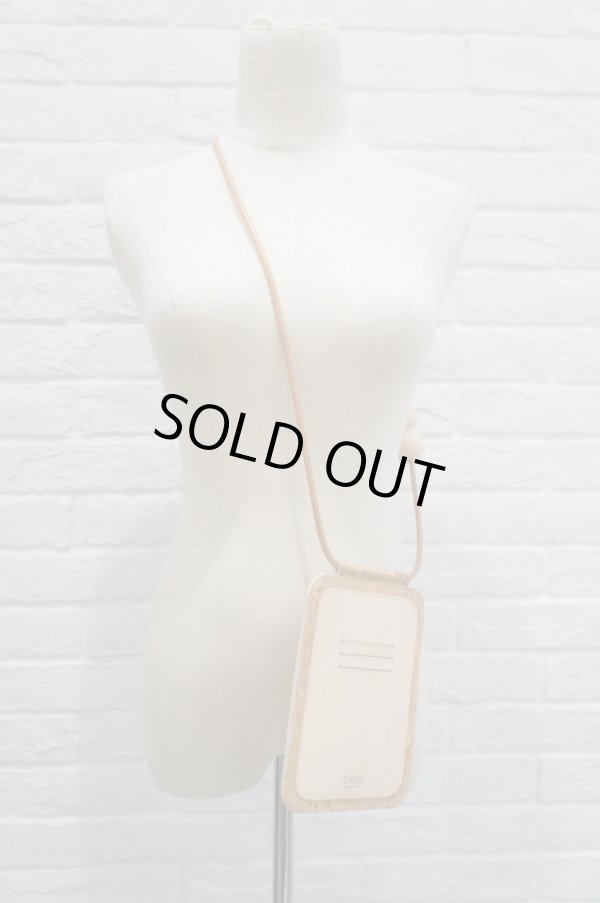 画像2: DECO depuis 1985 (デコ ドゥピュイイチキューハチゴー) 3WOOD PASS CASE beige (2)