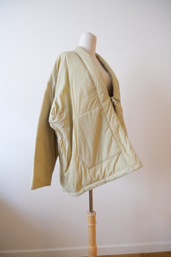 画像2: KLOKE(クローク)ABEYANCE QUILTED WRAP COAT sand (2)