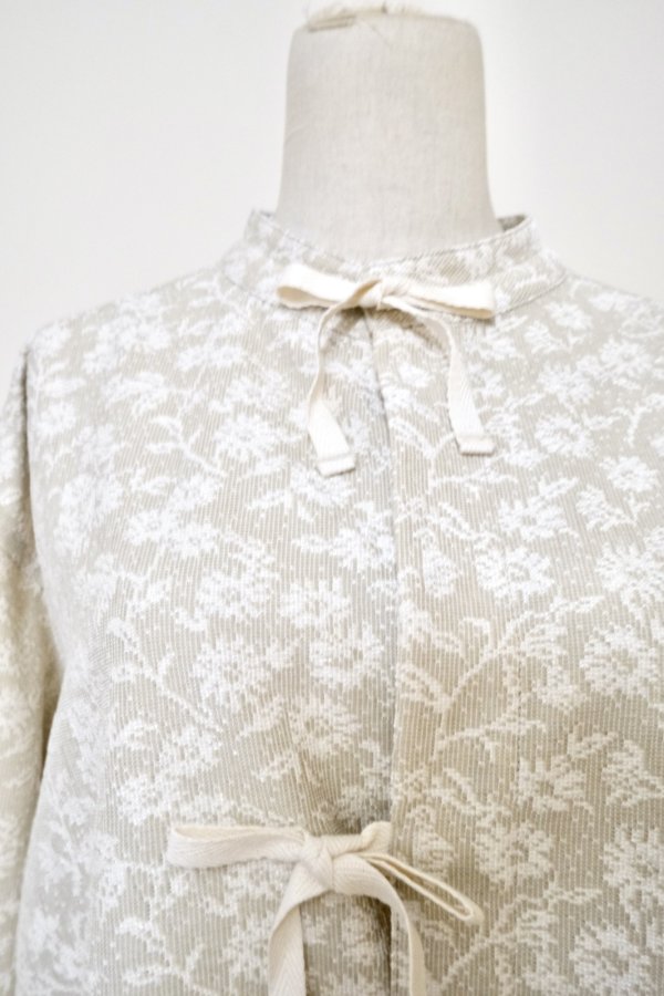 画像4: MERELY MADE( メアリーメイド)FLOWER JACQUARD LACE LONG SHIRTS / Pearl Ivory (4)