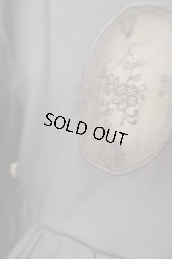 画像4: MIKIOSAKABE Gathered Embroidery Onepiece (4)