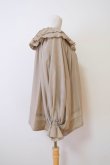 画像2: SOWA(ソーワ）Ruffle blouse khaki (2)