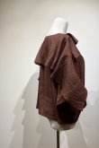 画像3: youmolaugh (ユーモラフ）シャンブレーラッフルプルオーバー　brown (3)