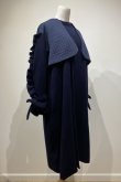 画像2: DECO depuis 1985 (デコ ドゥピュイイチキューハチゴー)  FRILL SLEEVE COAT NAVY (2)