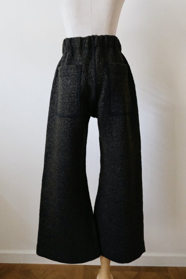 画像3: kéngo (ケンゴ) cotton wool bokomoko flare pants shadow moss black  (3)