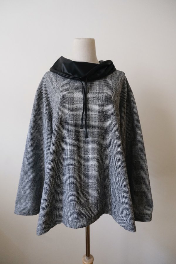 画像2: JUN OKAMOTO 北風と静かに会話するためのトップス black (2)