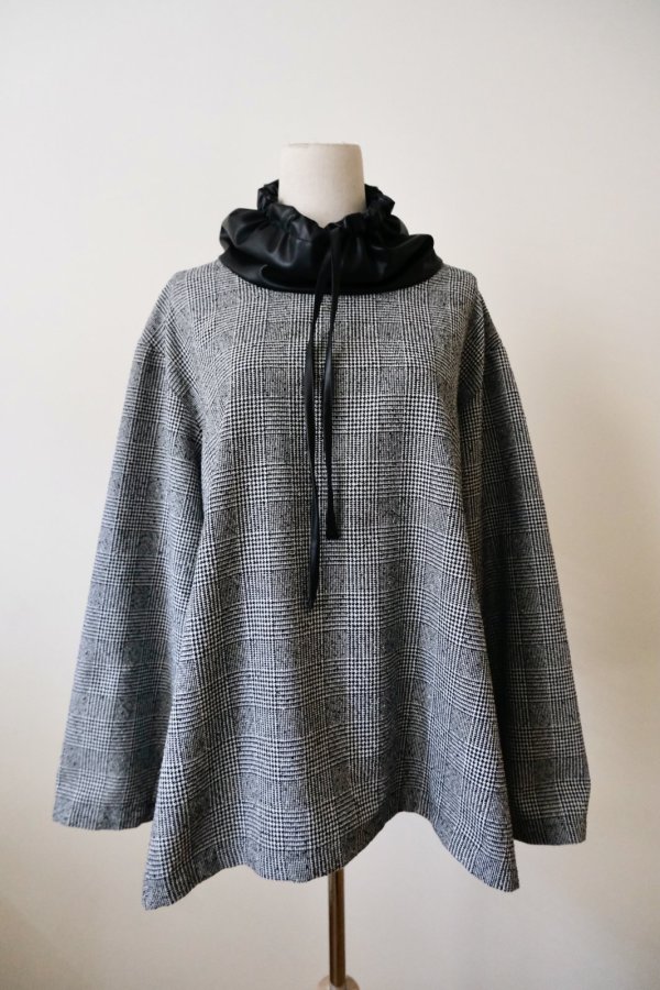 画像1: JUN OKAMOTO 北風と静かに会話するためのトップス black (1)