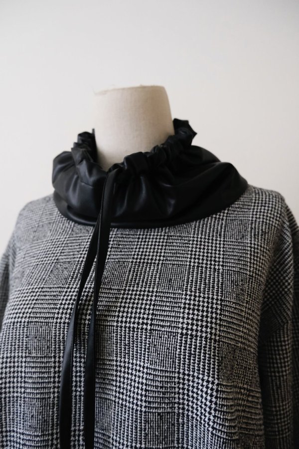 画像4: JUN OKAMOTO 北風と静かに会話するためのトップス black (4)