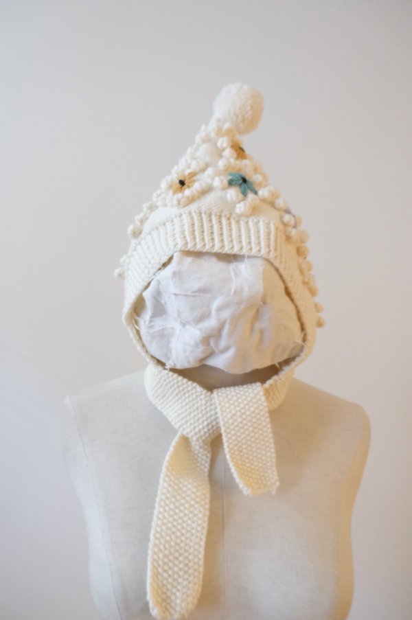 画像2: MICHAELA BUERGER  LAURA (2)