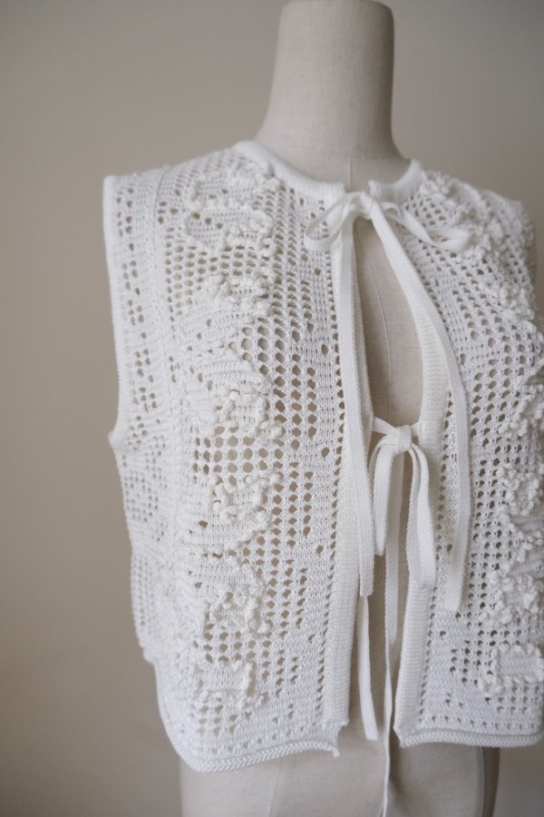 画像5: uca  open-knit grid × hand popcorn stitch vest white (5)