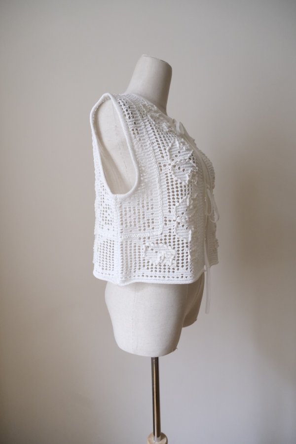 画像2: uca  open-knit grid × hand popcorn stitch vest white (2)