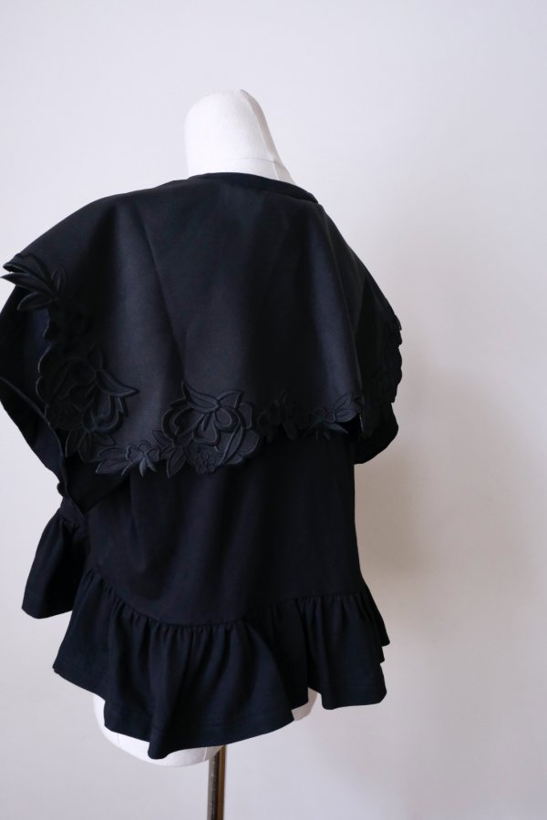 画像3: YuumiAria（ユウミアリア）EMB. Frill Tshirts black (3)