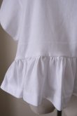 画像4: YuumiAria（ユウミアリア）EMB. Frill Tshirts white (4)