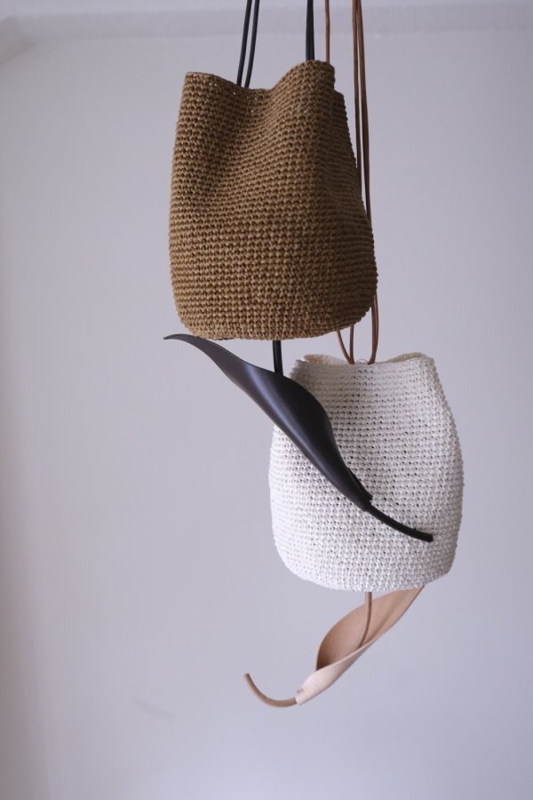 画像1: uca crocheted tulip Bag medium amber (1)