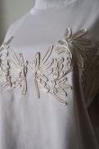 画像4: LOKITHO (ロキト) CORD EMBROIDERY BIG T beige (4)