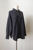 画像2: KLOKE IRIS DENIM SHIRT BLACK FADE (2)