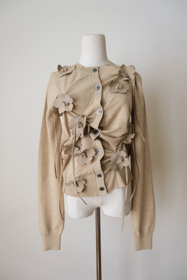 画像1: RIV NOBUHIKO (リブ ノブヒコ）EDIS FLOWER CARDIGAN　beige (1)