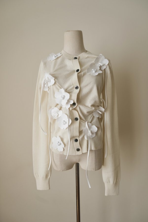 画像1: RIV NOBUHIKO (リブ ノブヒコ）EDIS FLOWER CARDIGAN white (1)