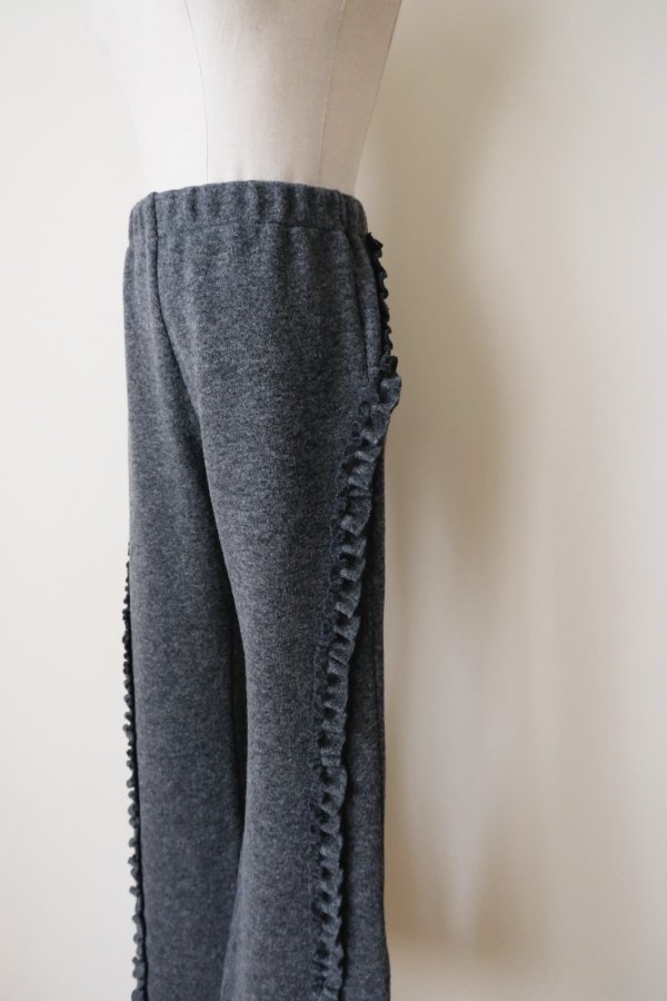 画像4: naokitomizuka bonded knit frill pants grey (4)