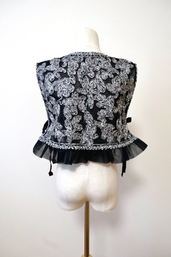 画像2: Yuumi ARIA EMBROIDERY VEST black (2)