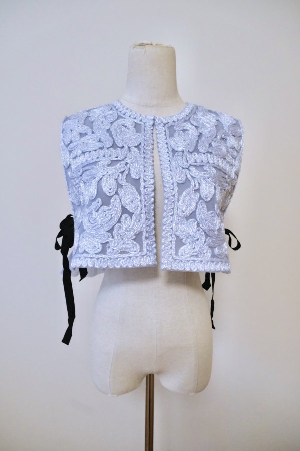 画像1: Yuumi ARIA EMBROIDERY VEST sax (1)