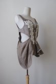 画像2: AOIWANAKA  Stardust Jacquard Asymmetric Vest (2)