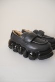 画像3: MIKIOSAKABE JEWELRY PUFF LOAFER black (3)