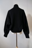 画像3: naokitomizuka (ナオキトミヅカ) WILD THINGS Half zip ruffled sweat shirt　black (3)