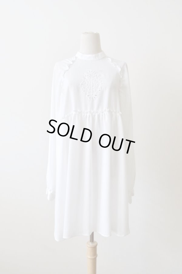 画像1: YuumiAria（ユウミアリア）EMBROIDARY SHIRT white (1)