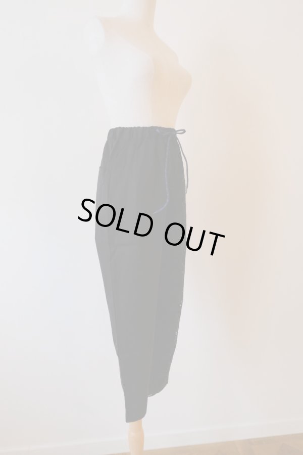 画像4: besidedrama Flower Lace Relax Pants black (4)