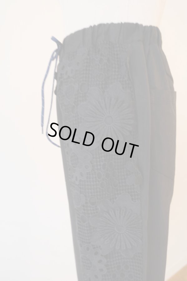 画像6: besidedrama Flower Lace Relax Pants black (6)