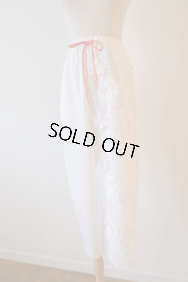 画像4: besidedrama Flower Lace Relax Pants WHITE (4)