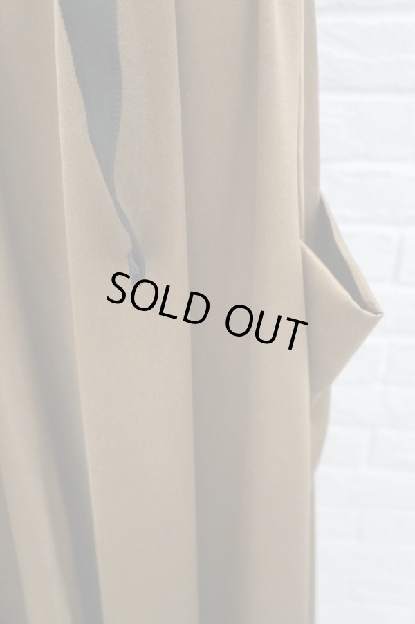 画像5: youmolaugh ユーモラフ サテンガチャベルトスカート olive (5)