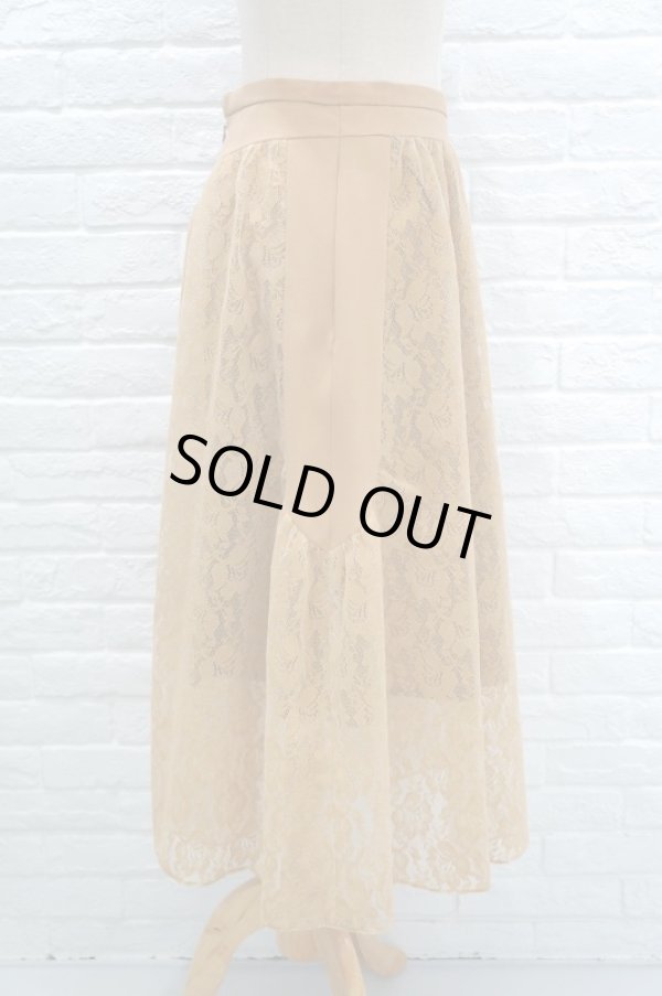 画像2: LOKITHO （ロキト）　FLOCKEY LACE GYATHRED SKIRT beige (2)