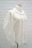 画像3: DECO depuis 1985 (デコ ドゥピュイイチキューハチゴー) 60 RAWN LACE HIGH NECK SHIRTS white (3)