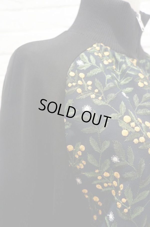 画像4: LOKITHO (ロキト) EMBROIDERY COMBI BLOUSON yellow (4)