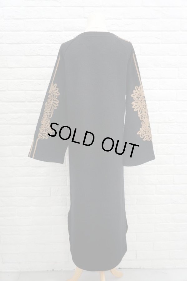 画像3: LOKITHO （ロキト）　CORD EMBROIDRED KNIT DRESS (3)