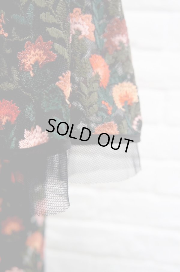 画像3: LOKITHO  刺繍　トップス　 FLOWER EMBROIDERY TOP red (3)