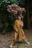 画像1: DECO depuis 1985 (デコ ドゥピュイイチキューハチゴー)  shoulder frill  coat camel (1)