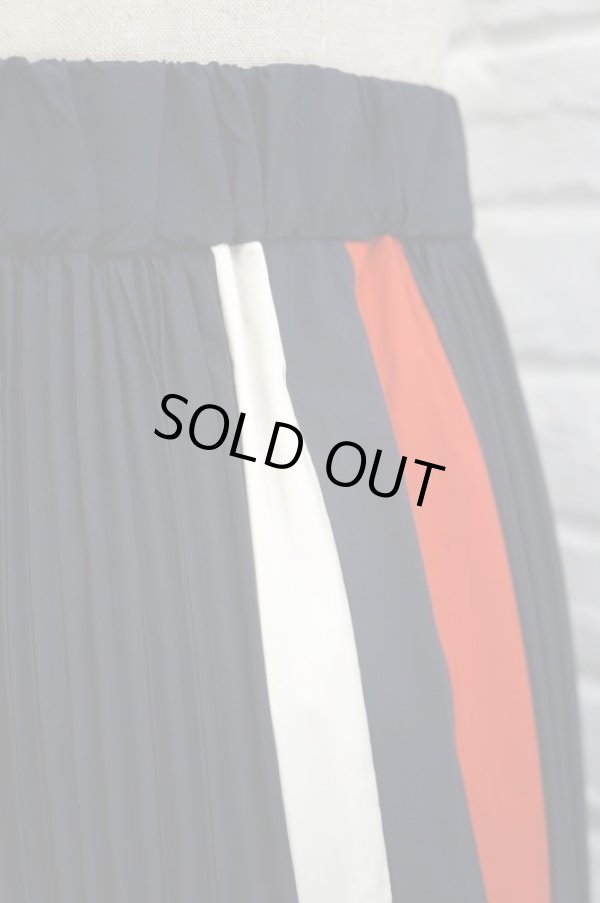 画像4: bedsidadrama（ベッドサイドドラマ）  プリーツラインスカート　NAVY (4)