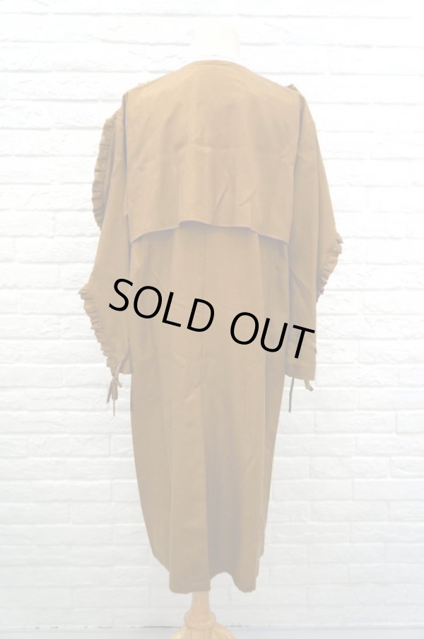画像4: DECO depuis 1985 (デコ ドゥピュイイチキューハチゴー)  shoulder frill  coat camel (4)