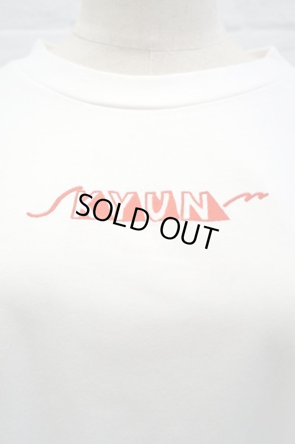 画像2: youmolaugh(ユーモラフ)  刺繍ワイドショルダーTシャツ オフ (2)