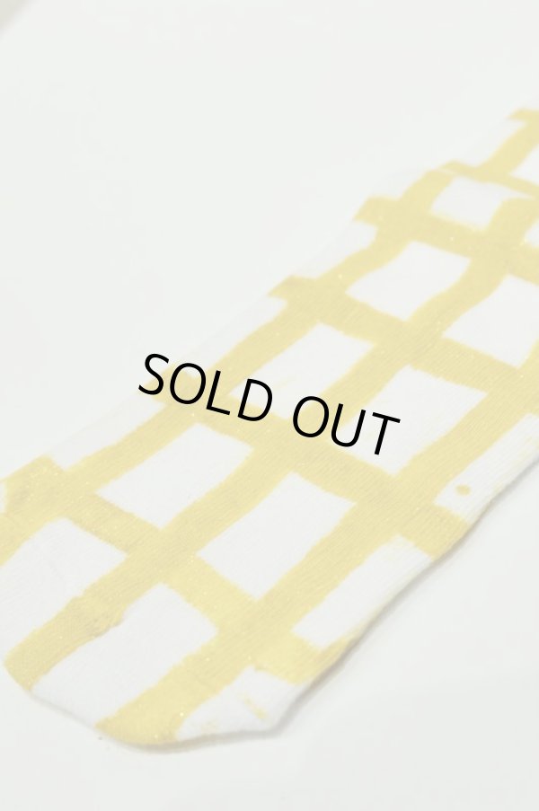 画像2: TYPICAL FREAKS Yellow Grid Socks (2)