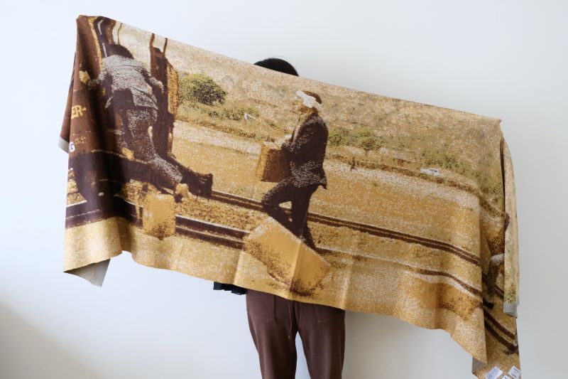 NEYVOR Road Movies Knit Stole beige